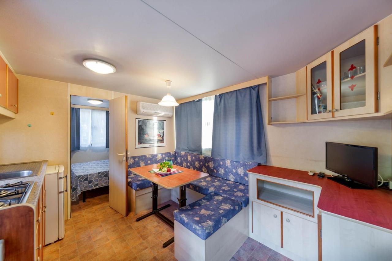 Camping&Village Le Cernie Lotzorai Exterior photo